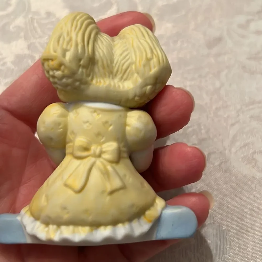 Vintage 1984 Cabbage Patch “special thoughts for special people” figurine EVC